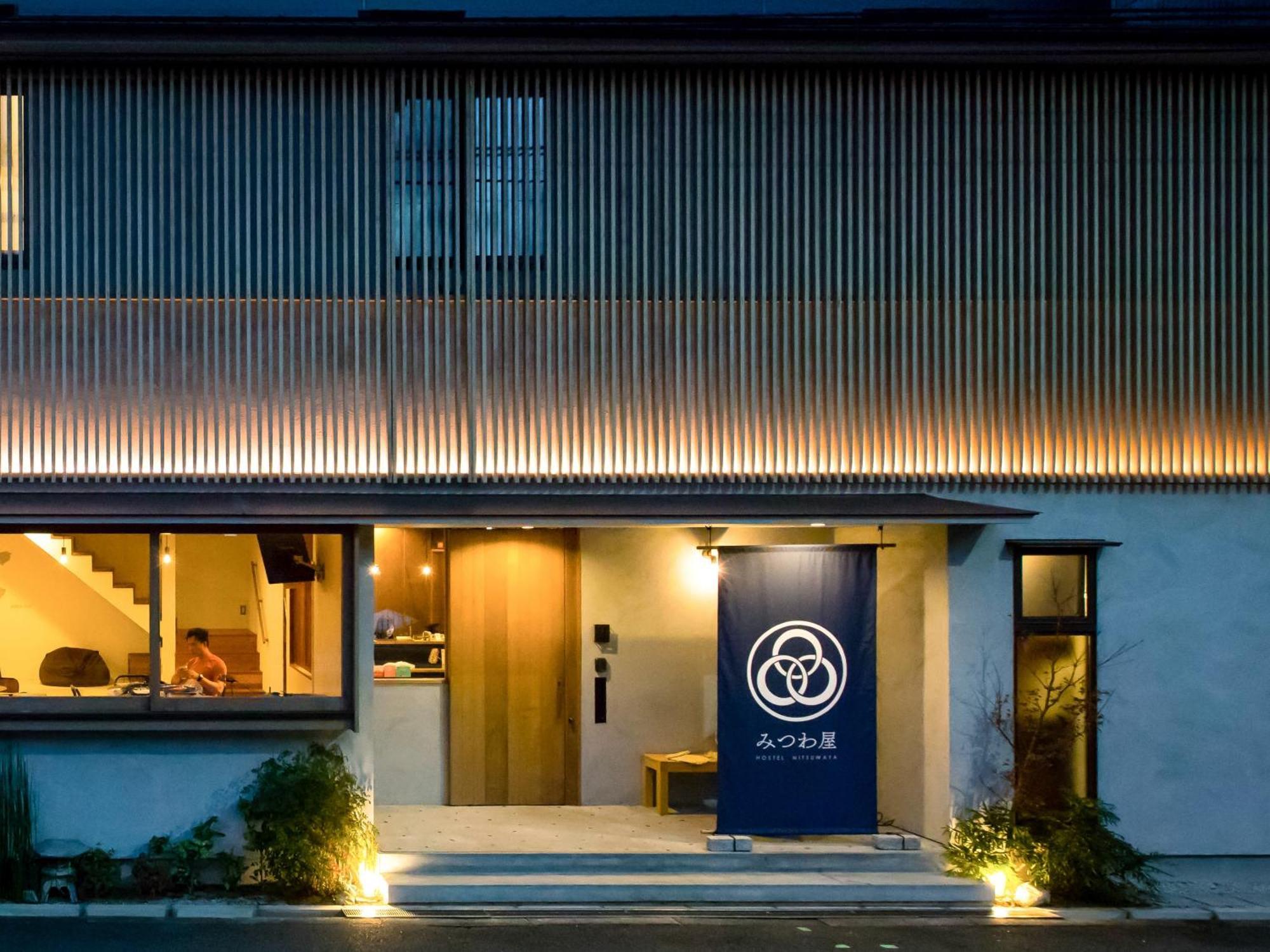 Hostel Mitsuwaya Ōsaka Extérieur photo